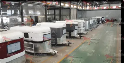 Float de lux construit la comandă